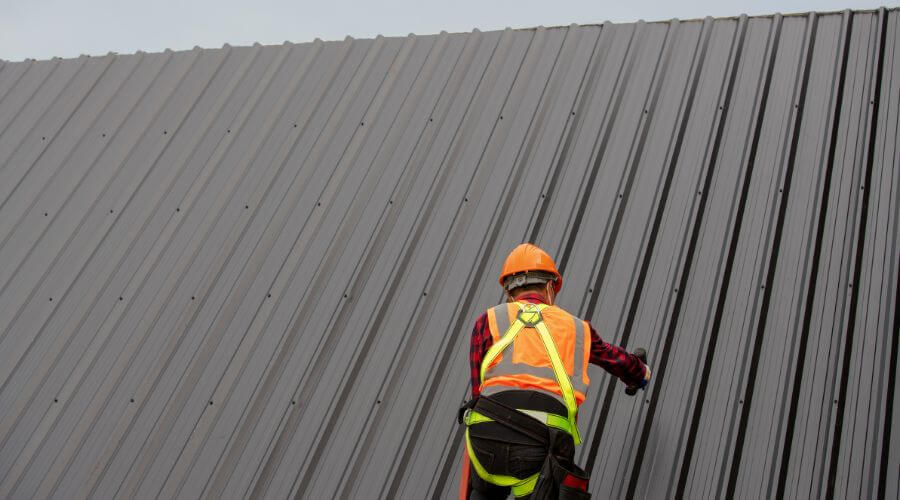 Professional residential roofers in Three Rivers, MI